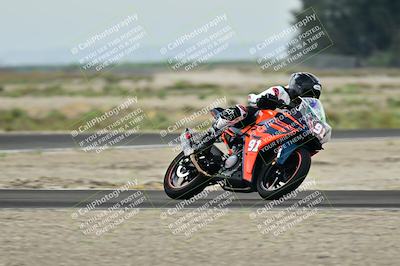 media/Apr-18-2025-TrackDaz (Fri) [[45f5874c44]]/C Group/Session 1 (Turn 7)/